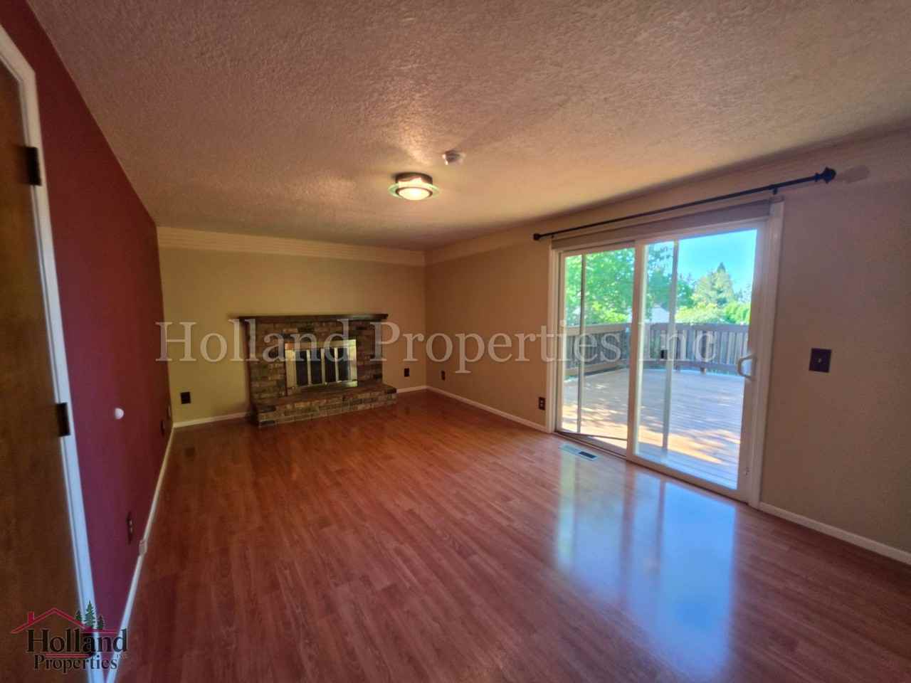 17267 Sw Barcelona Way - Photo 6 of 28