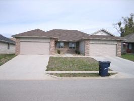 featured image of 2419 W Deerfield St