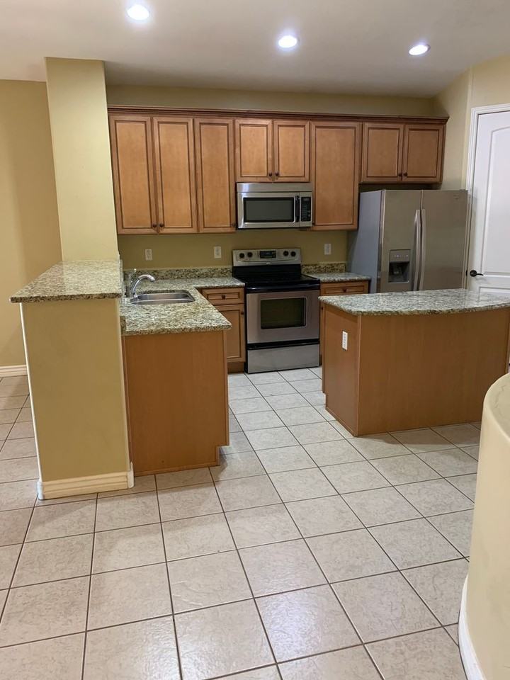 6415 S 49th Gln - Photo 4 of 24
