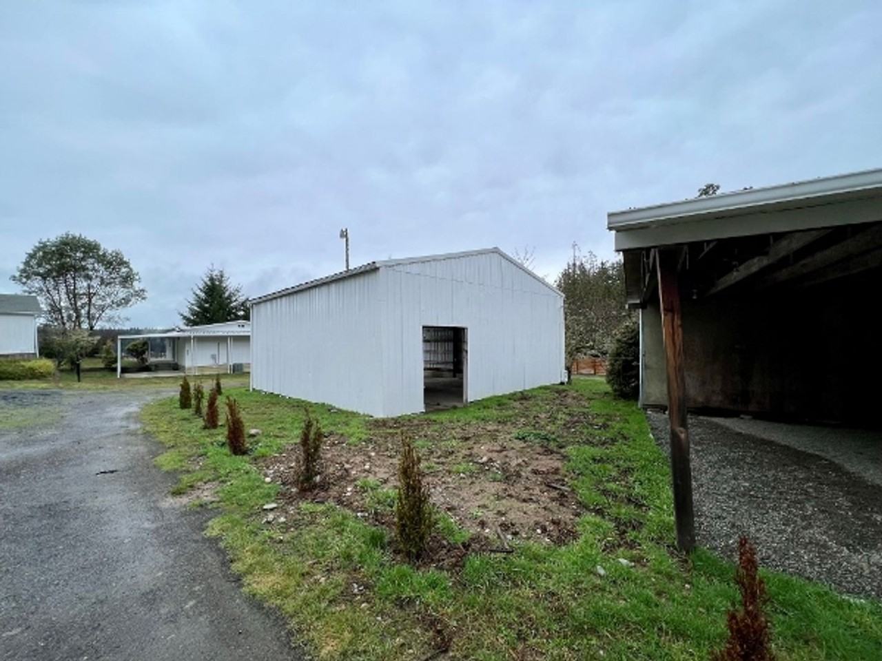 3220 Fishtrap Loop Ne - Photo 2 of 25