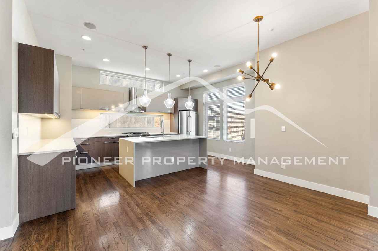 2121 N Marion St #1 - Photo 6 of 23