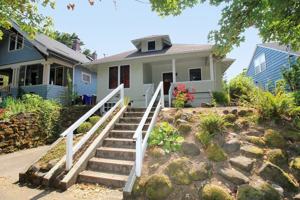 featured image of 3314 Se Brooklyn St