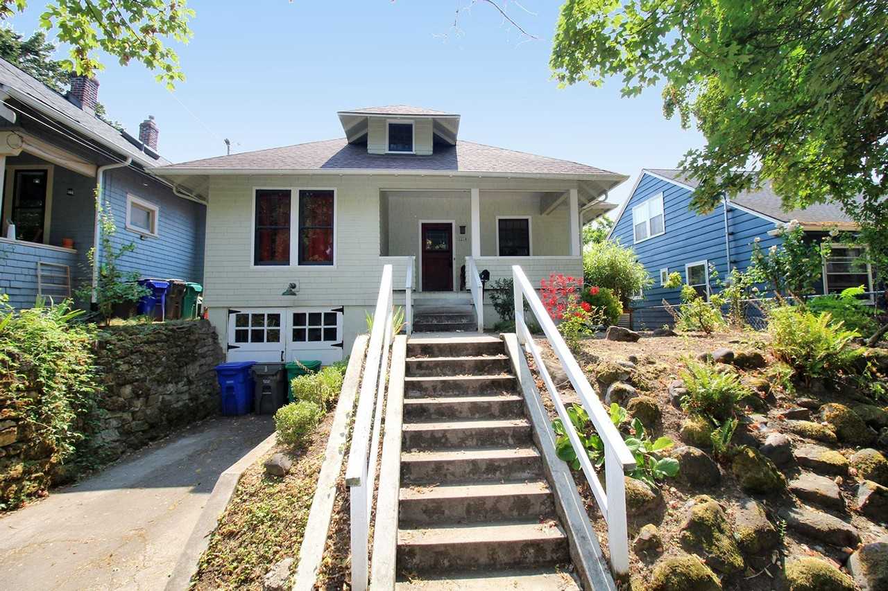 3314 Se Brooklyn St - Photo 2 of 32