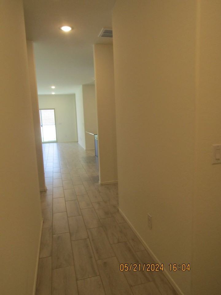 188 W Seven Seas Dr - Photo 2 of 15