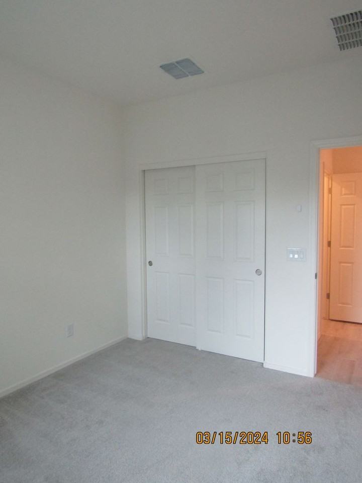 188 W Seven Seas Dr - Photo 7 of 15