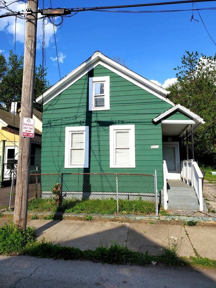 3017 Nursery Ave - Photo 2 of 17
