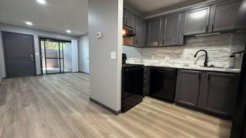 featured image of 1121 N 28th St #6