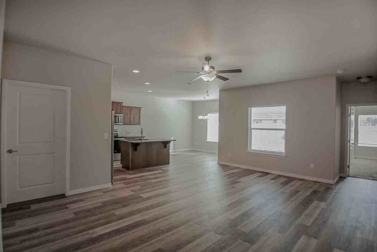 765 Shadowleaf Ave - Photo 2 of 14
