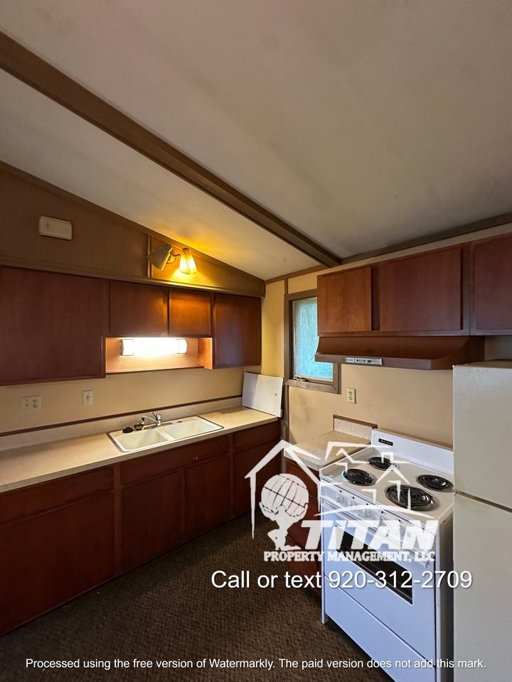 1125 Moreland St #3 - Photo 3 of 7