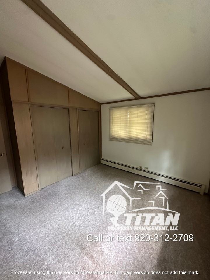 1125 Moreland St #3 - Photo 6 of 7