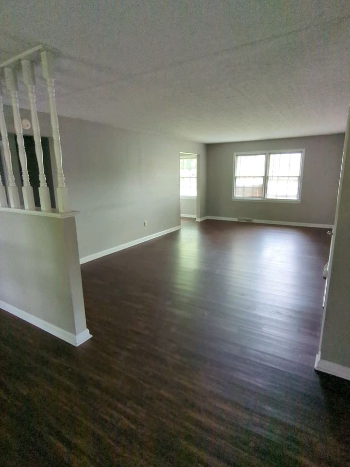 2517 Thoroughbred Dr #1 - Photo 3 of 8