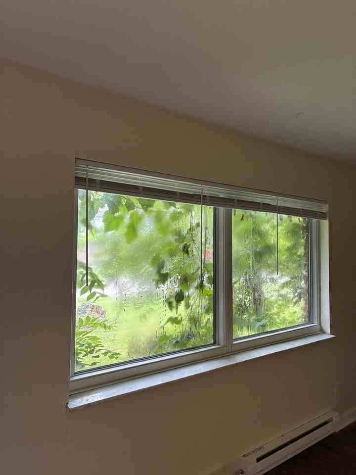 1002 W Cascade Ave - Photo 2 of 15