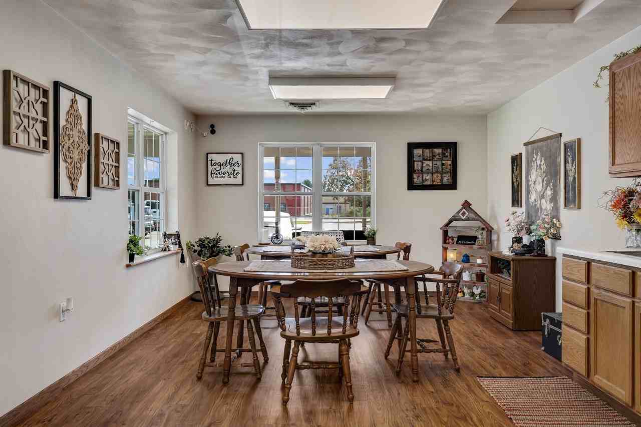 Steiner Terrace Apartments - Photo 5 of 7