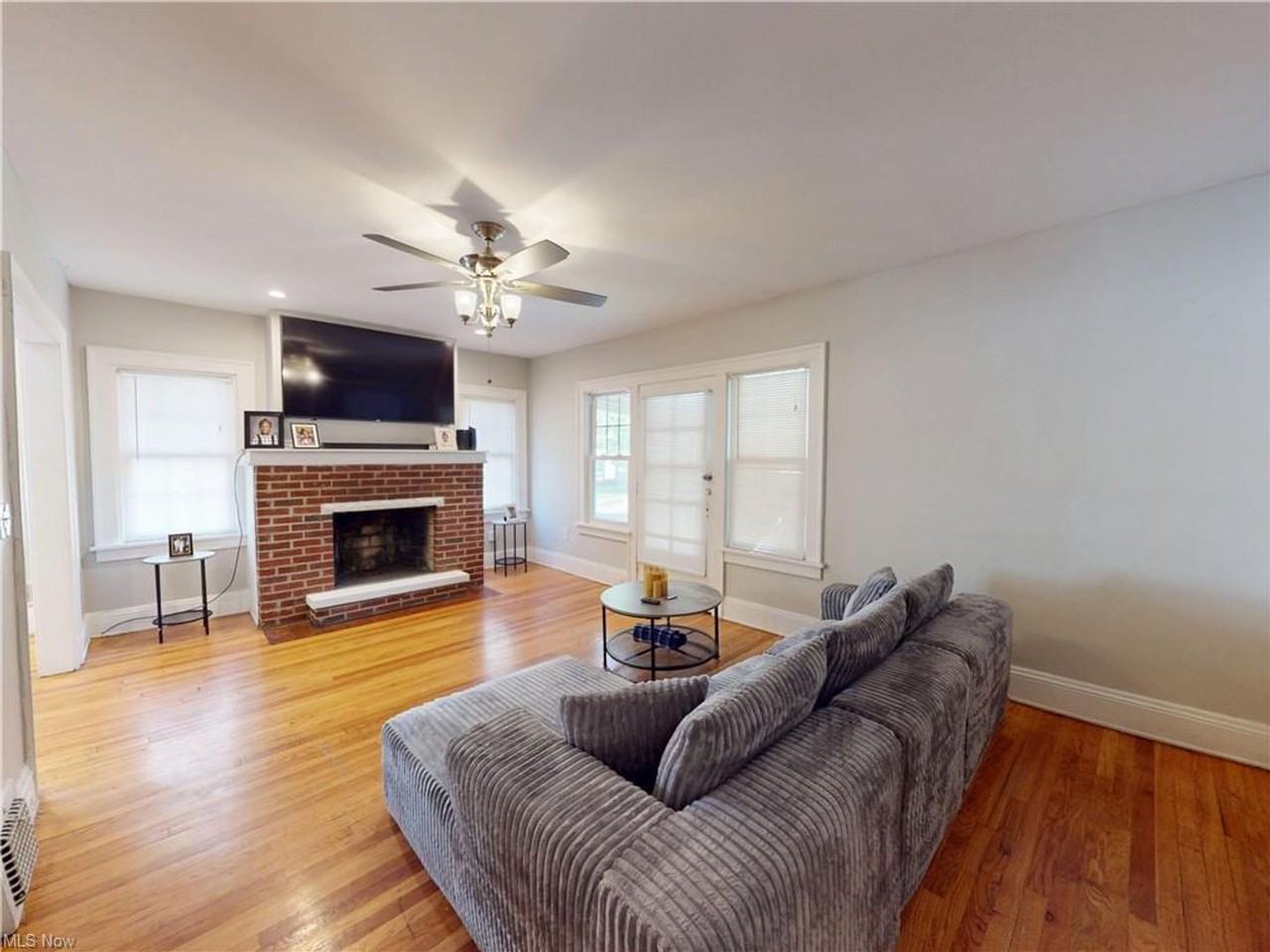 3423 Beechwood Ave - Photo 2 of 11
