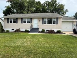 featured image of 581 Hemingway Dr