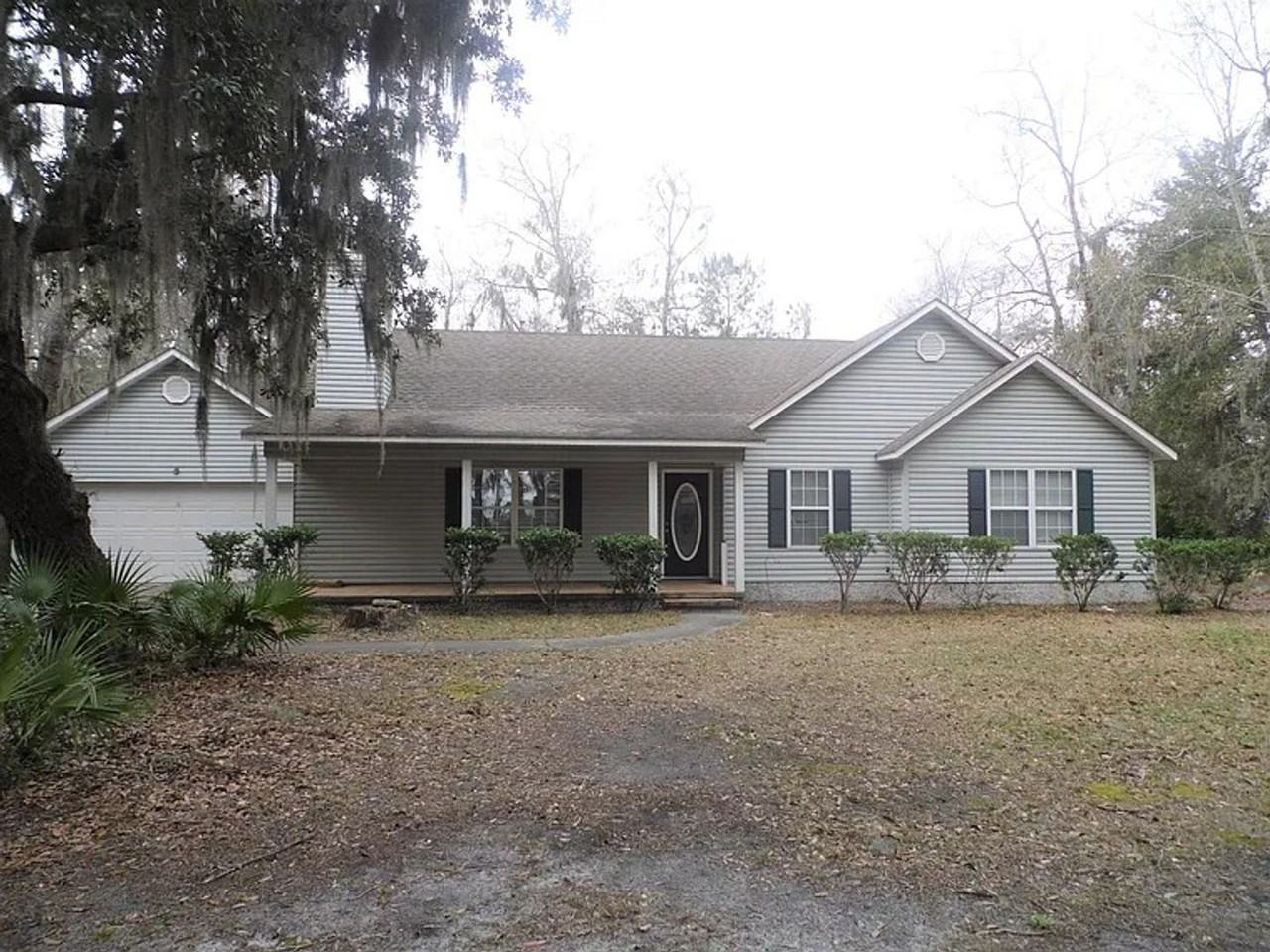 147 Royal Dr