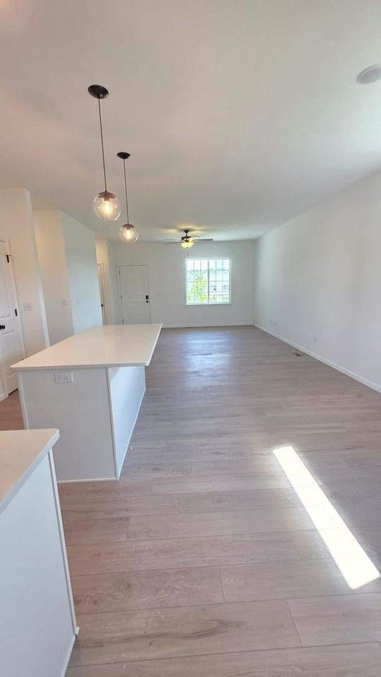 27010 E Dogwood Ln - Photo 4 of 29