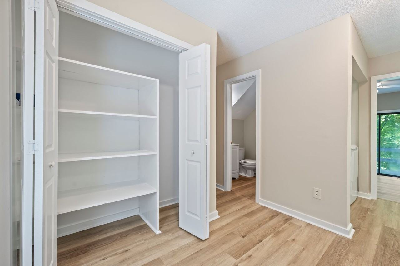 101 Walden Dr - Photo 6 of 19