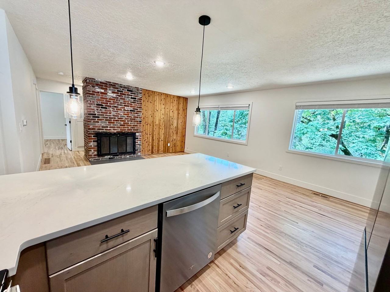 7407 Sw 36th Ave - Photo 5 of 50