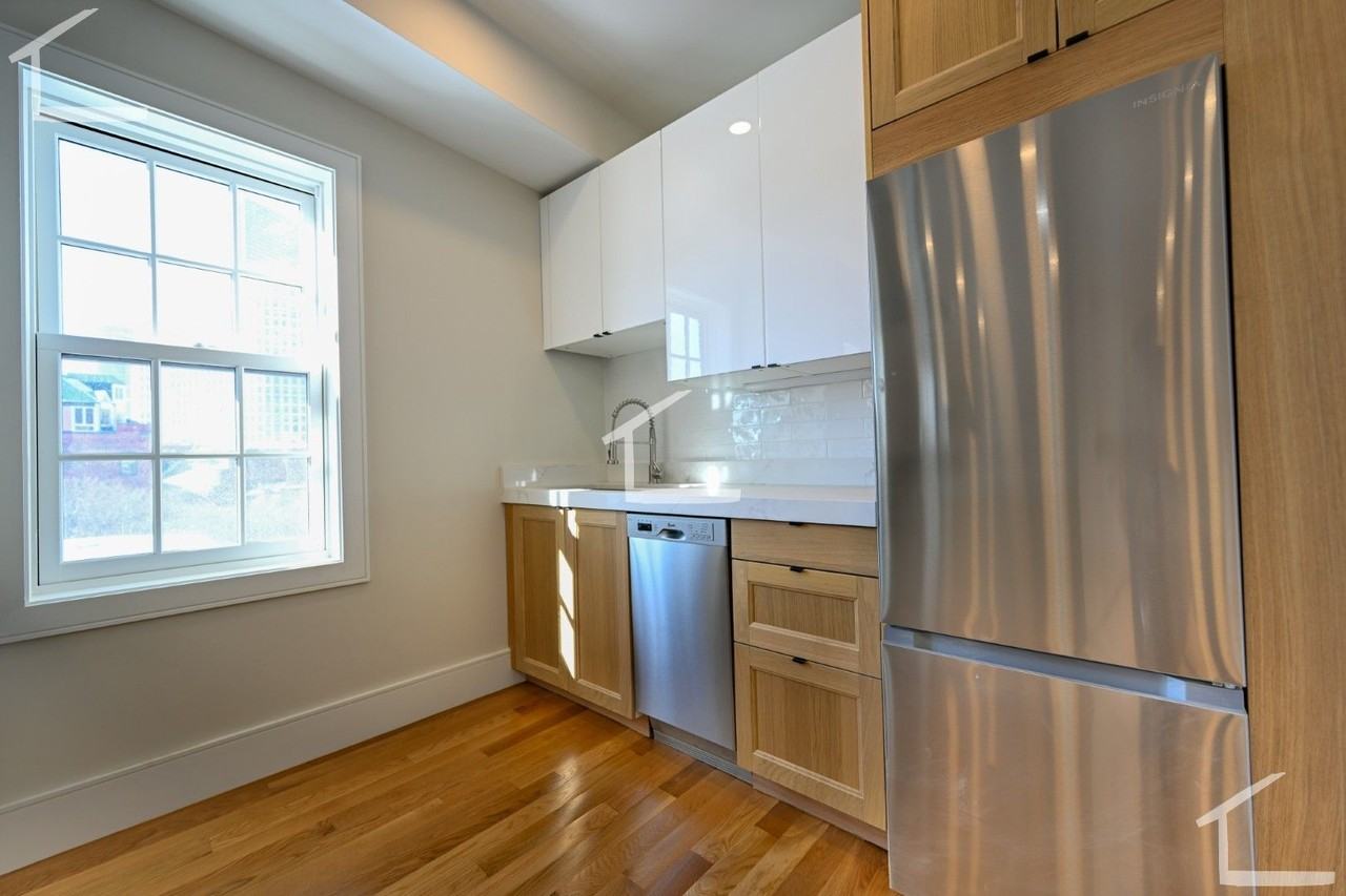 22 Winchester St - Photo 4 of 21