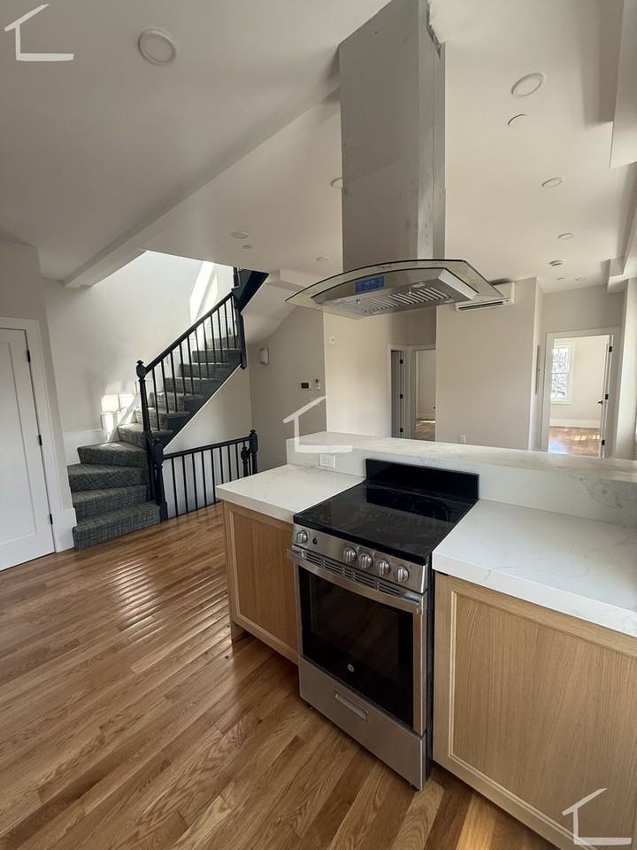 22 Winchester St - Photo 7 of 21