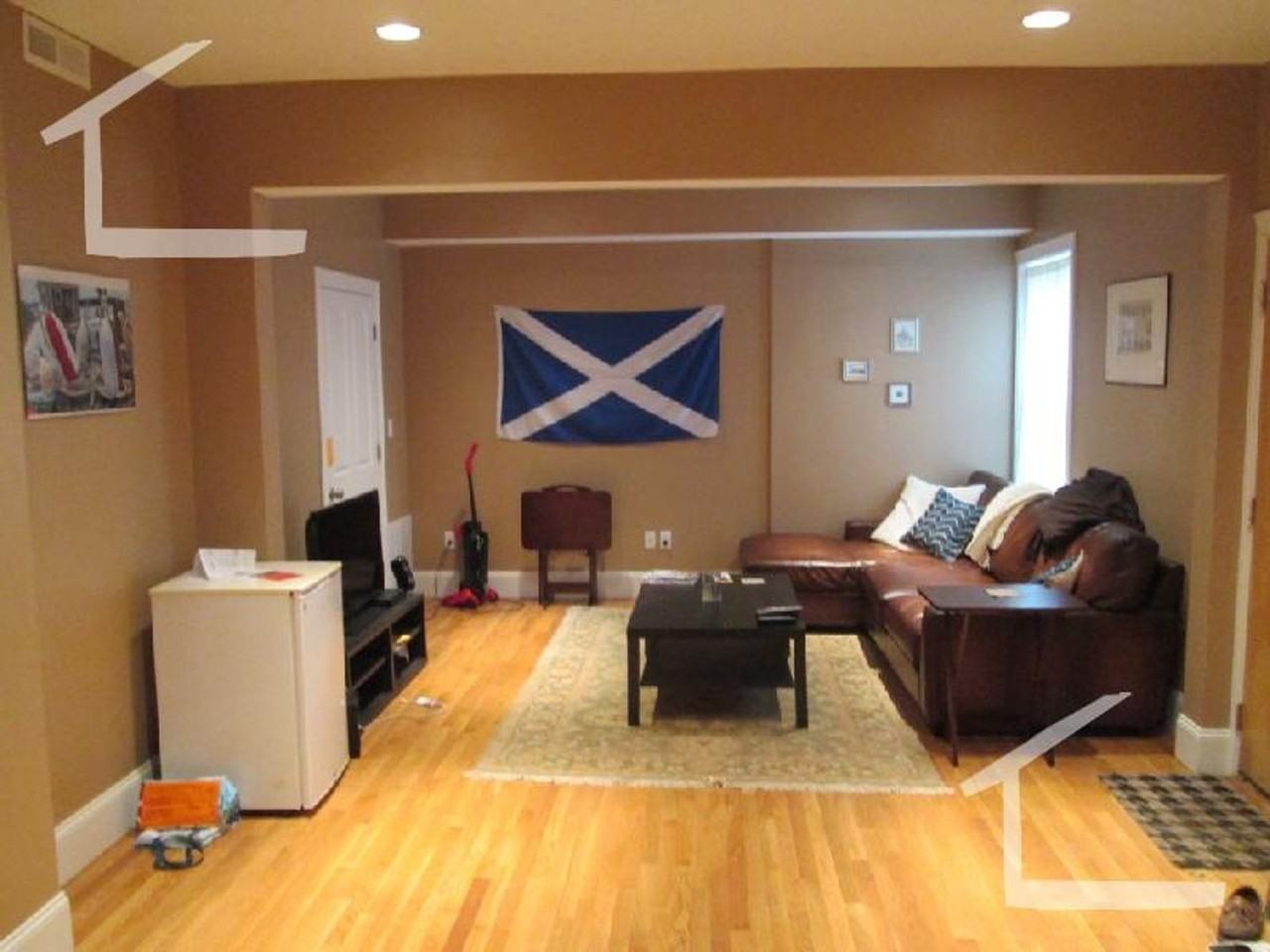 1582 Beacon St - Photo 2 of 12