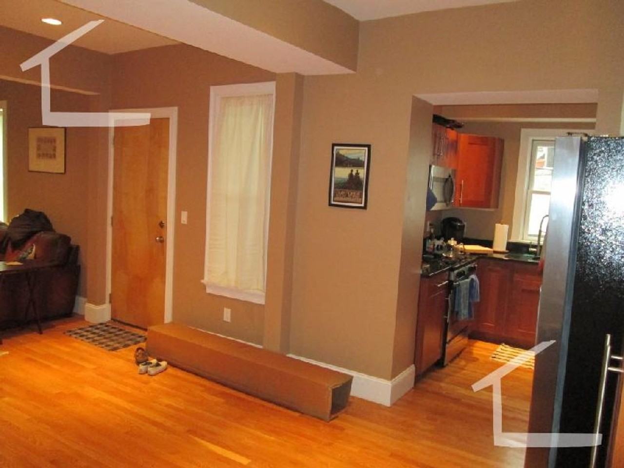 1582 Beacon St - Photo 5 of 12