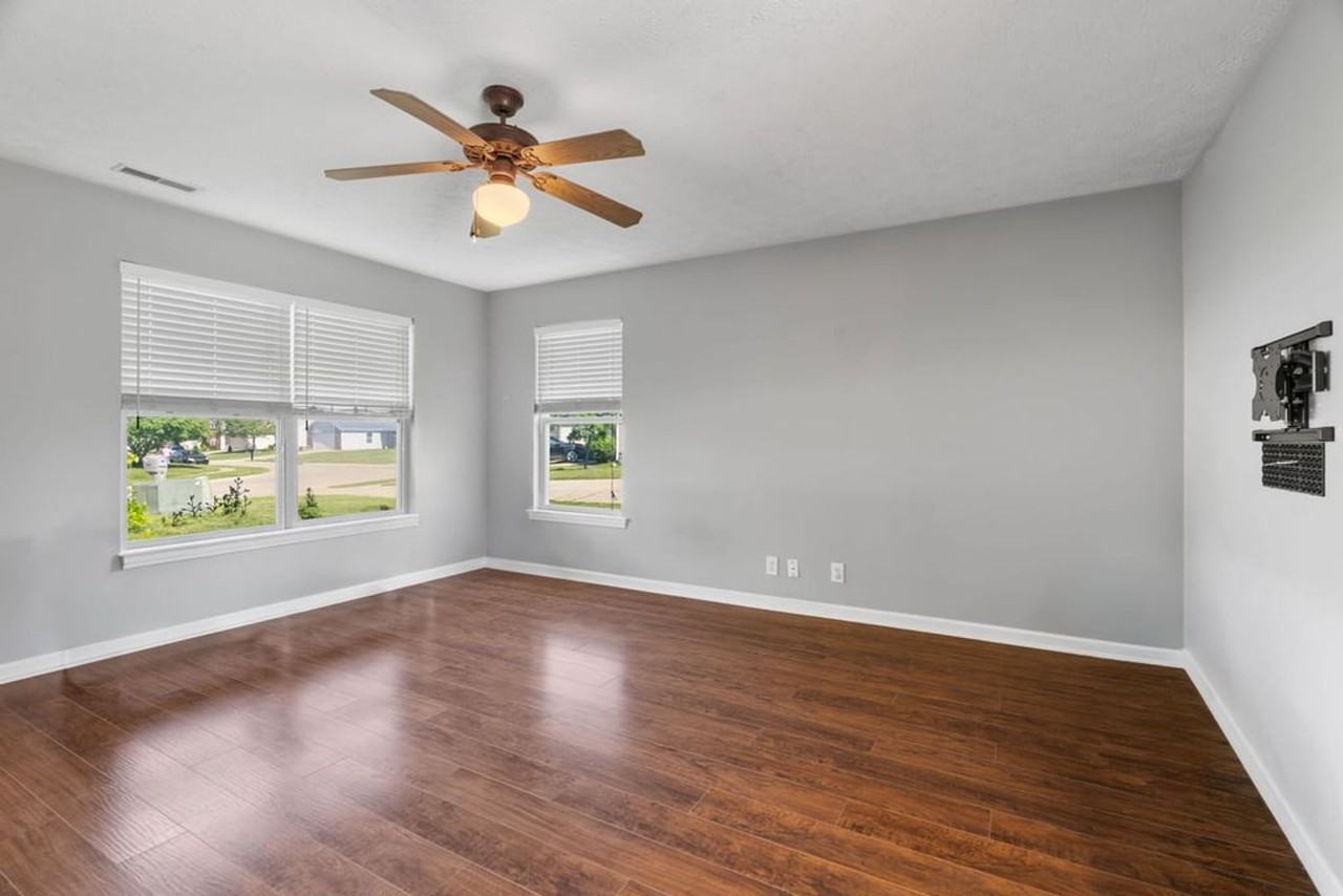 4437 N Candlewick Ln - Photo 4 of 28