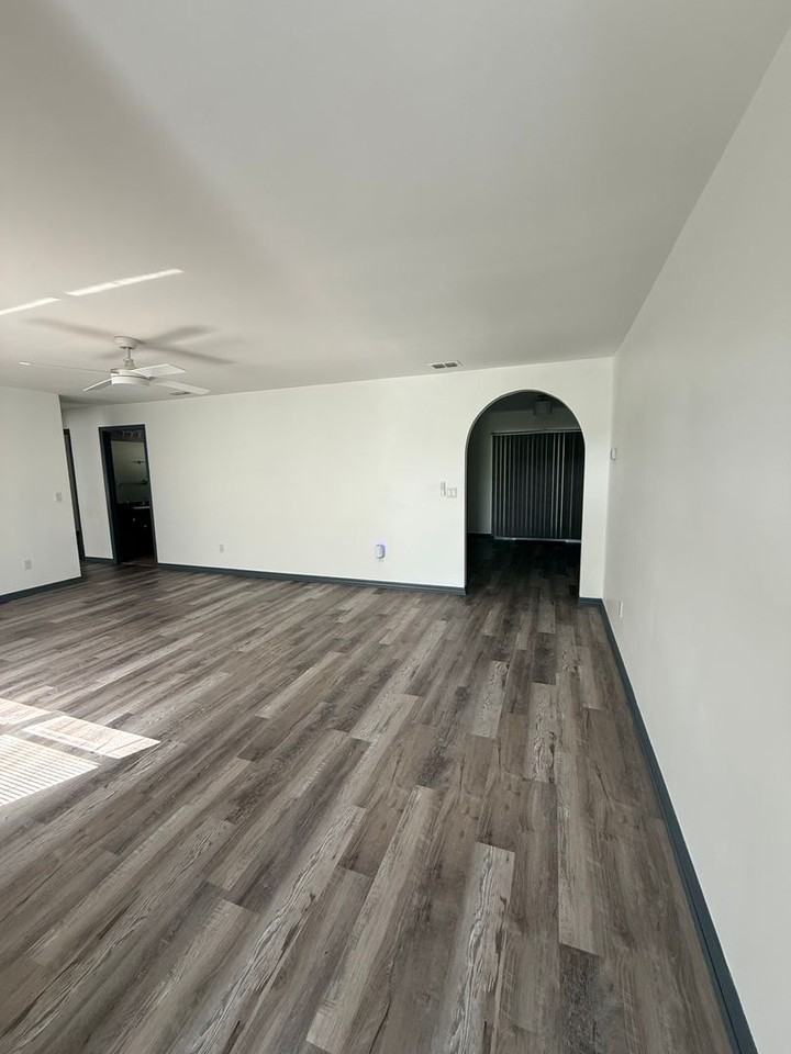 14040 Sw 33rd Court Rd - Photo 2 of 11