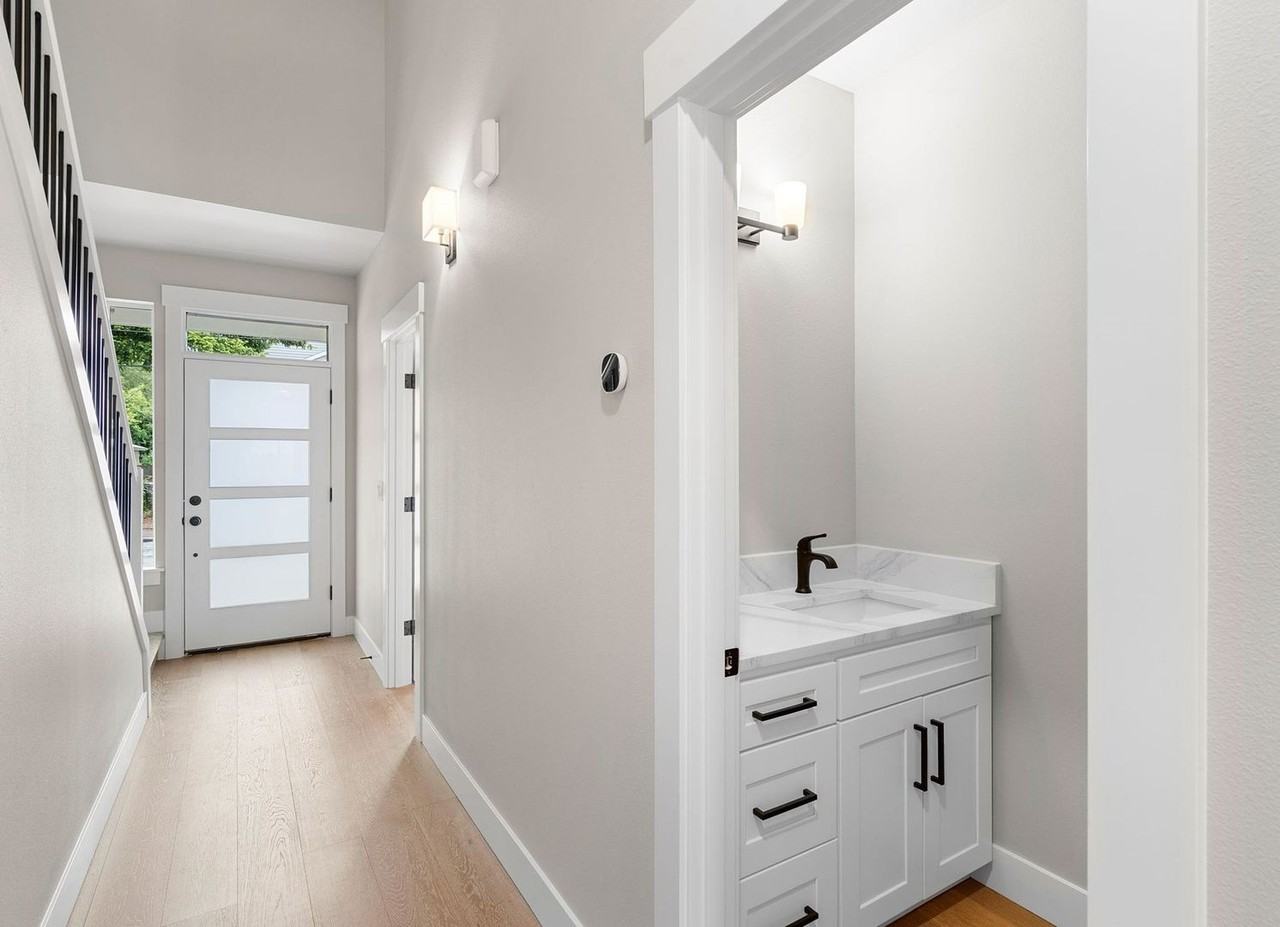 6341 Se 85th Ave #A - Photo 7 of 30