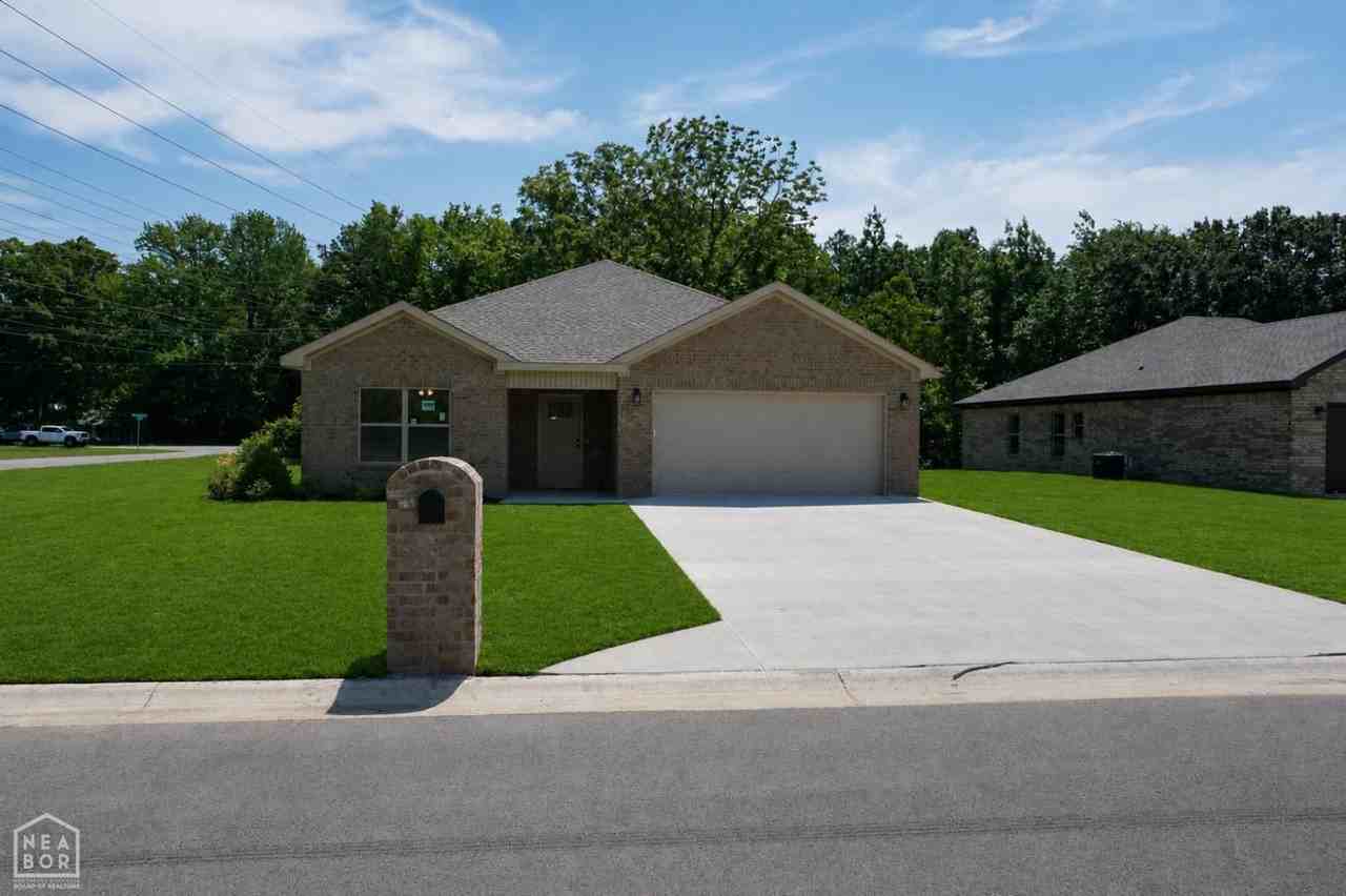 5400 5400 Lotus St - Photo 2 of 21
