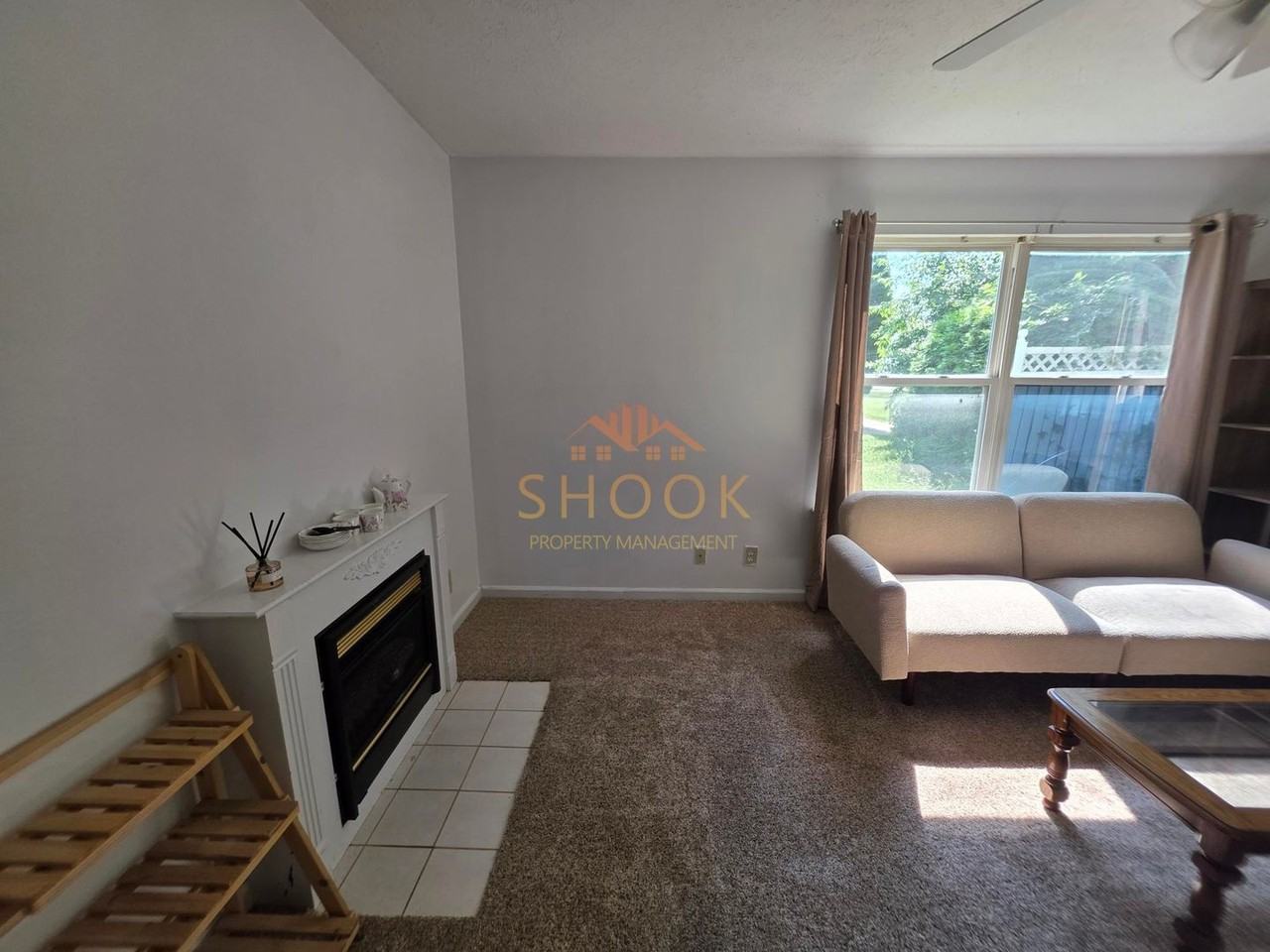 2940 Horizon Dr - Photo 3 of 12