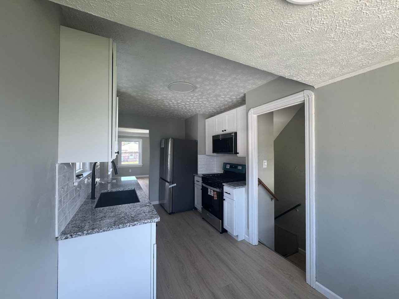 6307 Westlake Ave - Photo 5 of 11