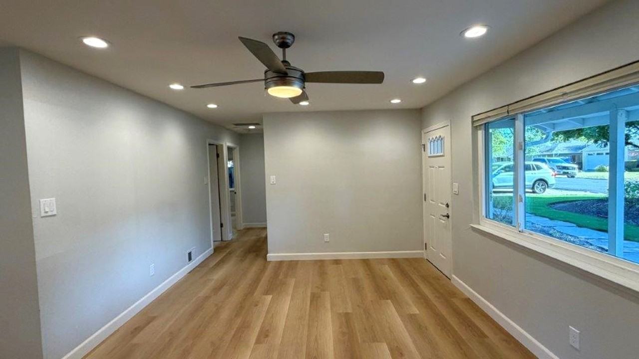 1579 Terry Way - Photo 6 of 28
