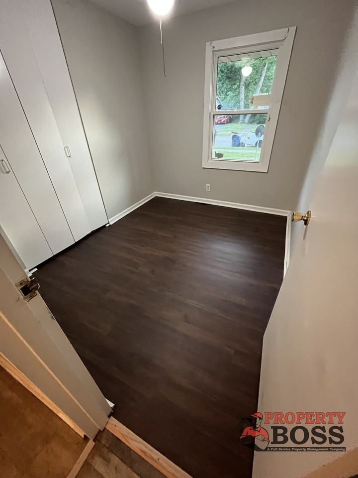 1014 Salem St #1 - Photo 5 of 11