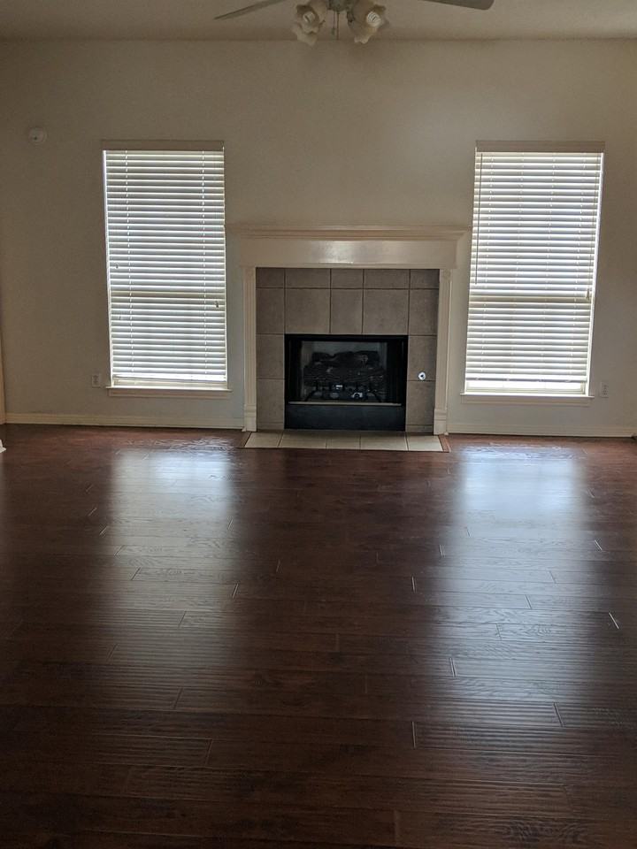 8005 Blue Bonnet Ln #1 - Photo 6 of 37