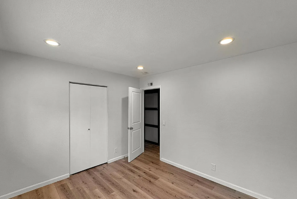 552 Luna Drive - Photo 6 of 10