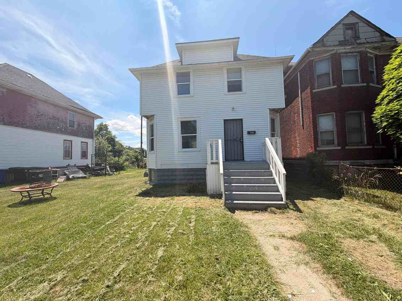 5957 Stanton St #1 - Photo 2 of 15