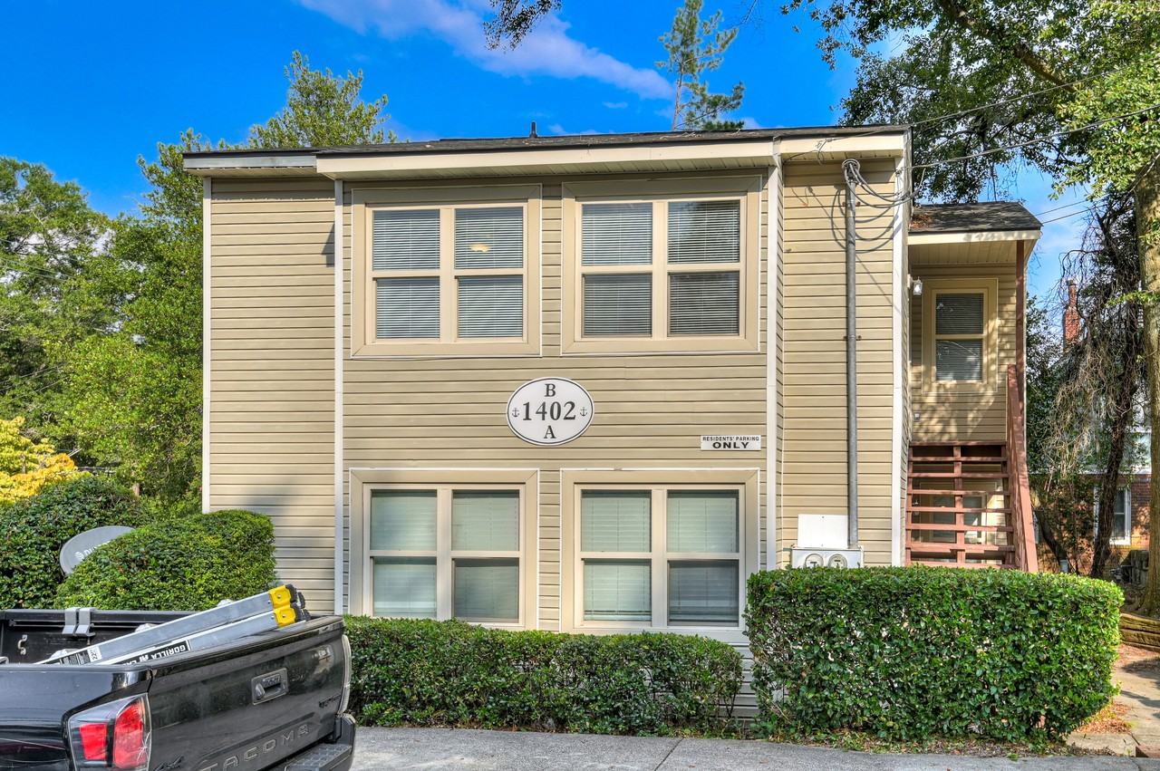 1402 Johns Rd #B - Photo 4 of 29