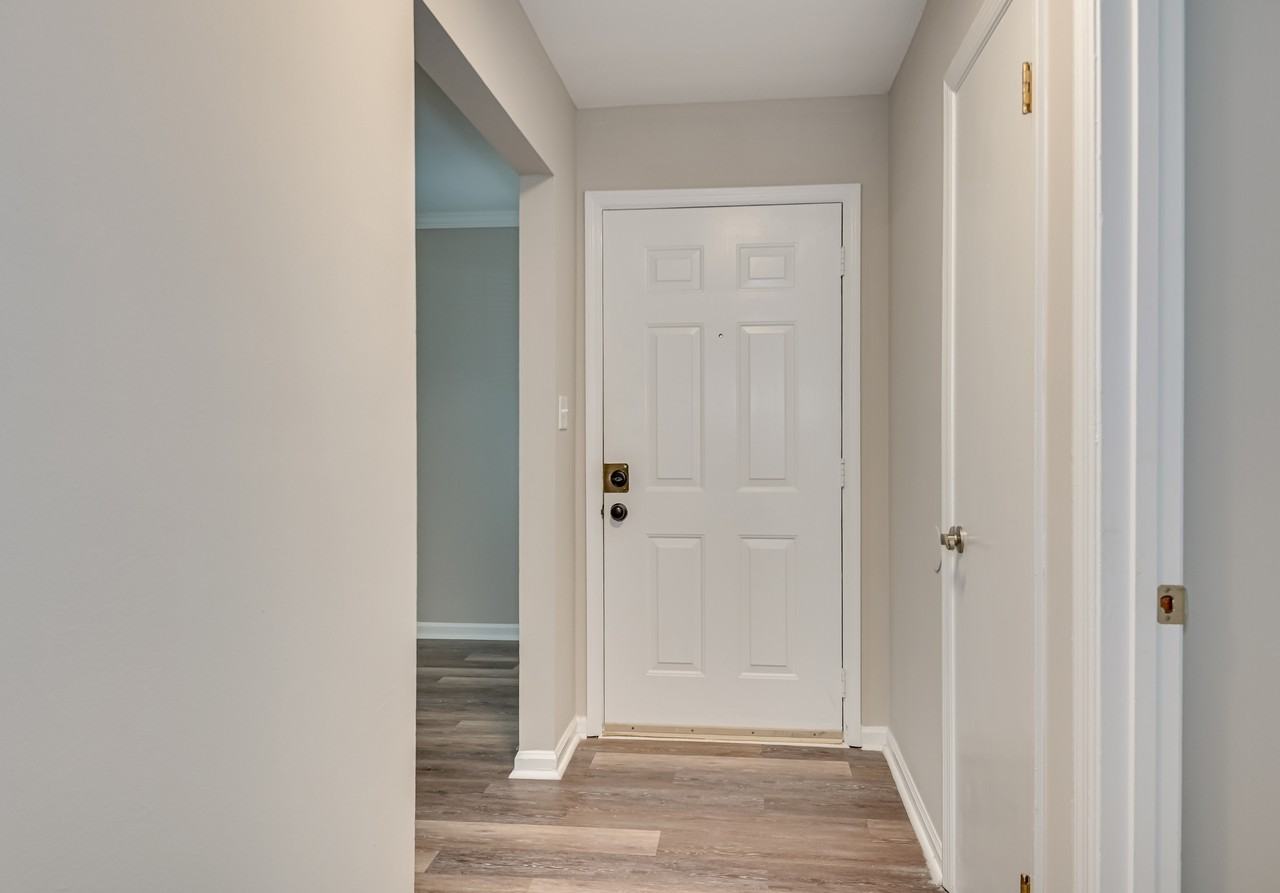 1402 Johns Rd #B - Photo 6 of 29