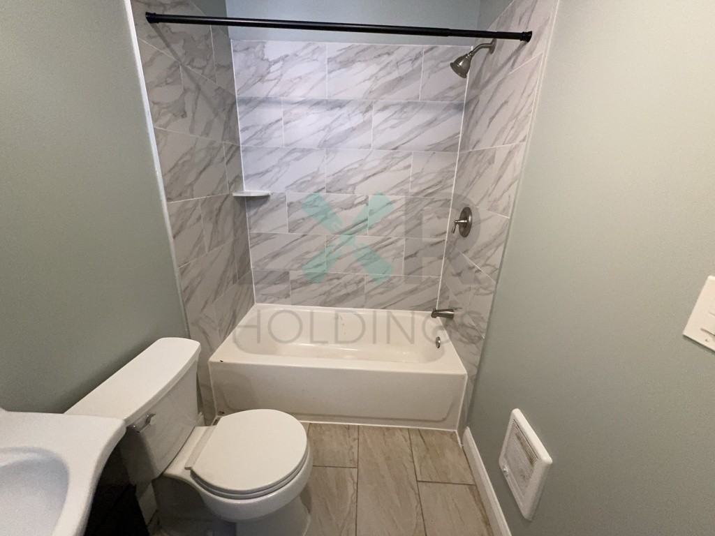 6139 Vine St #3 - Photo 2 of 8
