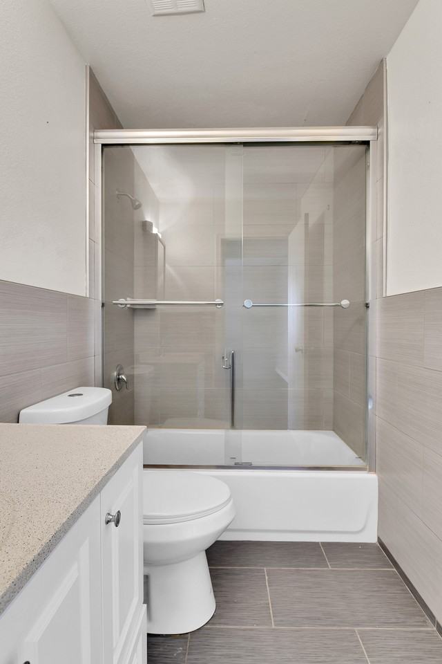 472 S Gilbert St #472A - Photo 4 of 21