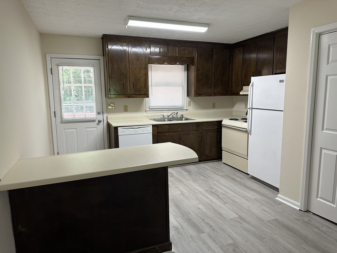 1925 Karen Cir #1 - Photo 4 of 10