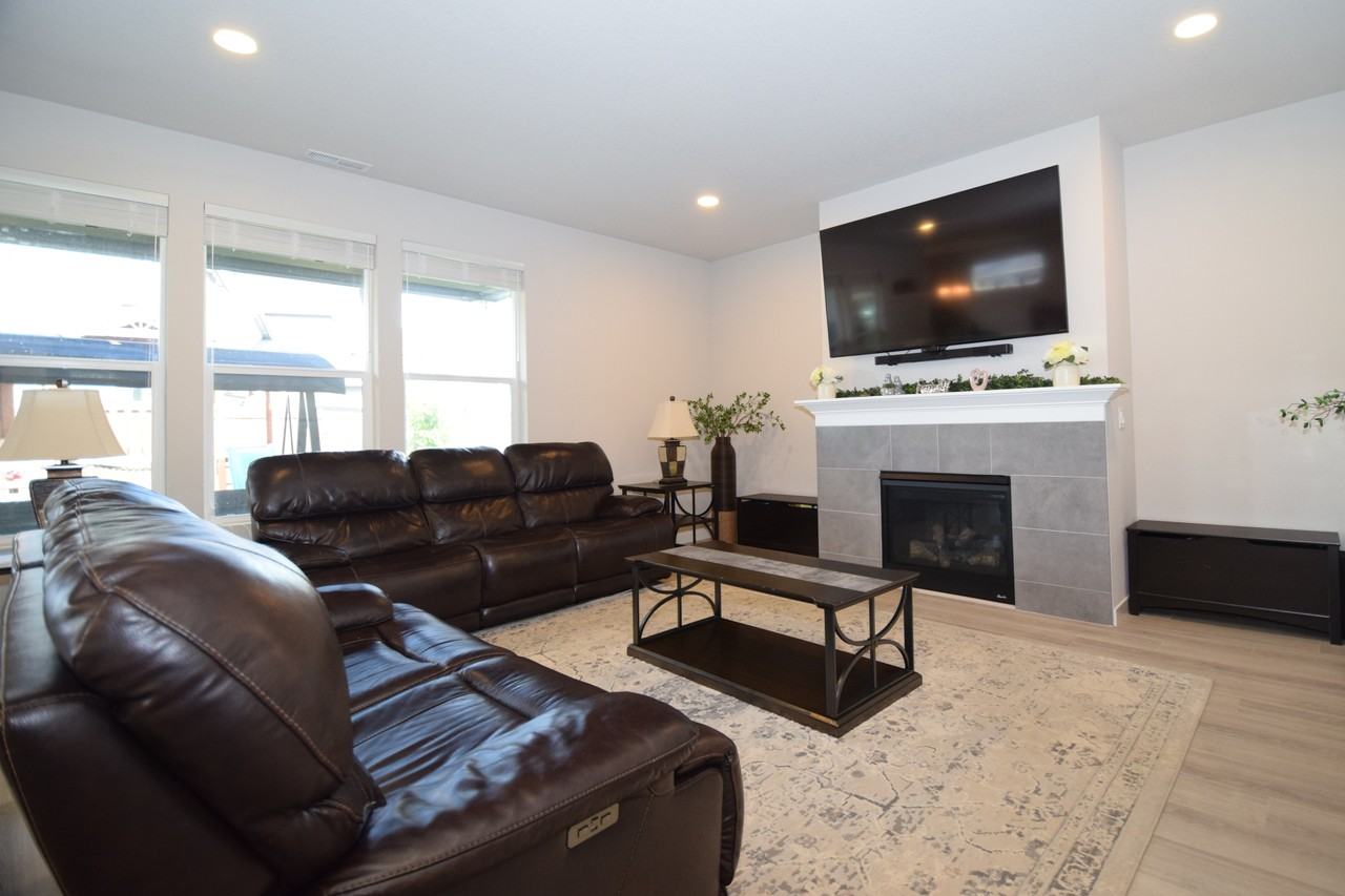 1690 S Quartz Dr #1 - Photo 6 of 40