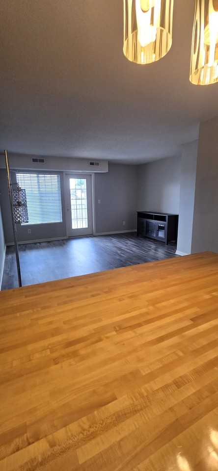 861 37th Avenue Northwest - 1unit D #1 - Photo 3 of 9