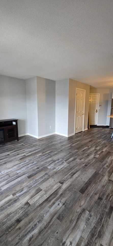 861 37th Avenue Northwest - 1unit D #1 - Photo 7 of 9