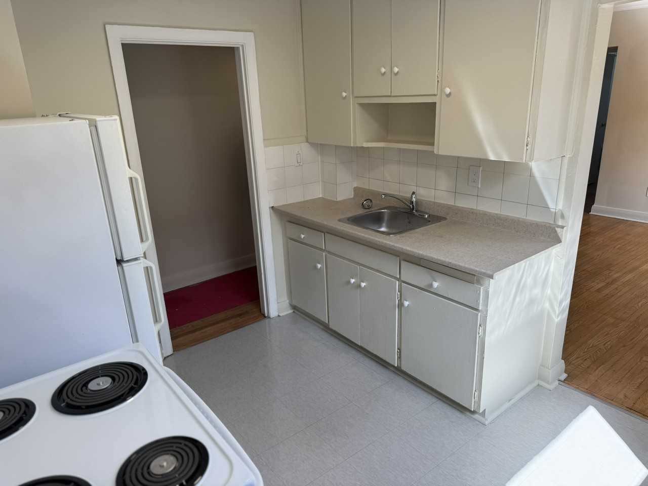 1024 O'Connor Drive #103 - Photo 3 of 7