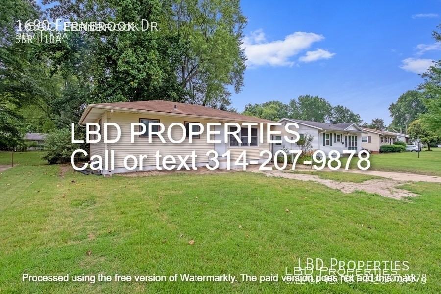1690 Fernbrook Dr #1 - Photo 2 of 20