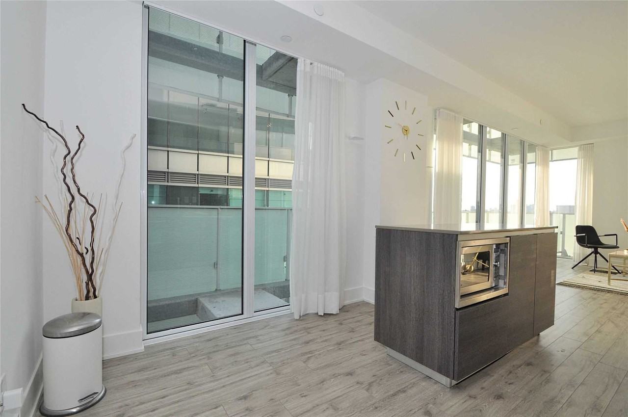 200 Bloor St W #2009 - Photo 3 of 19