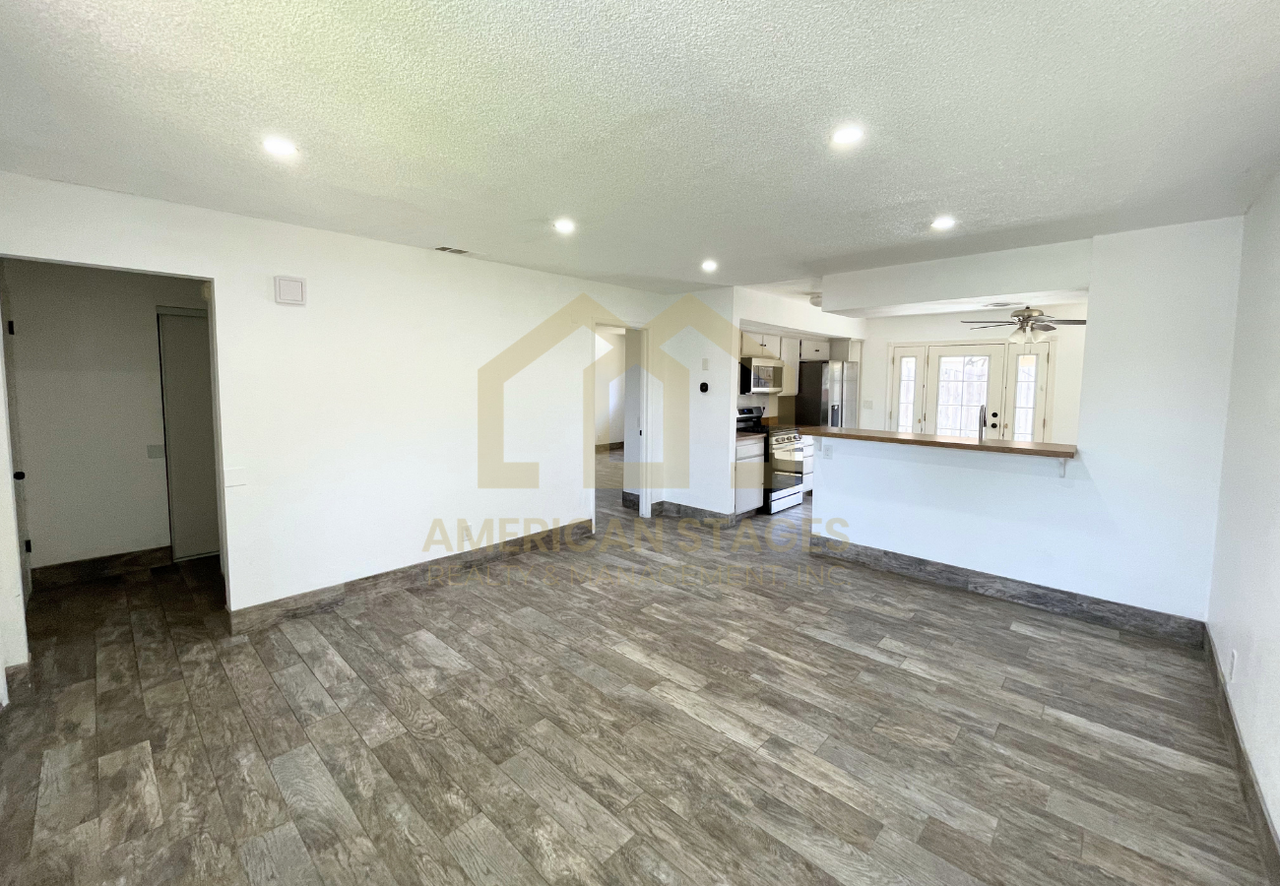 916 N M Pl #1 - Photo 5 of 26
